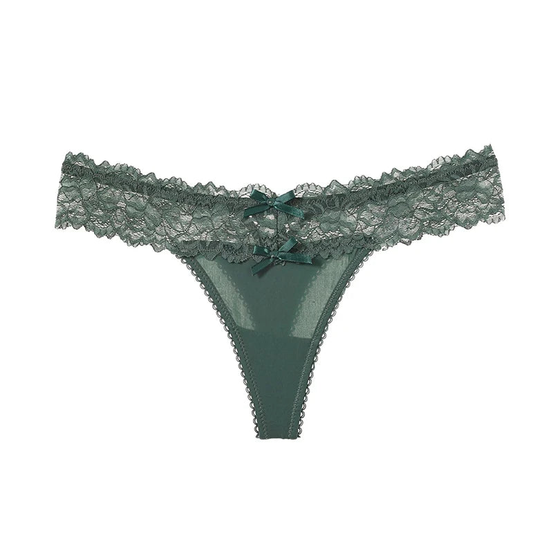 Lace Temptation – String Brodé