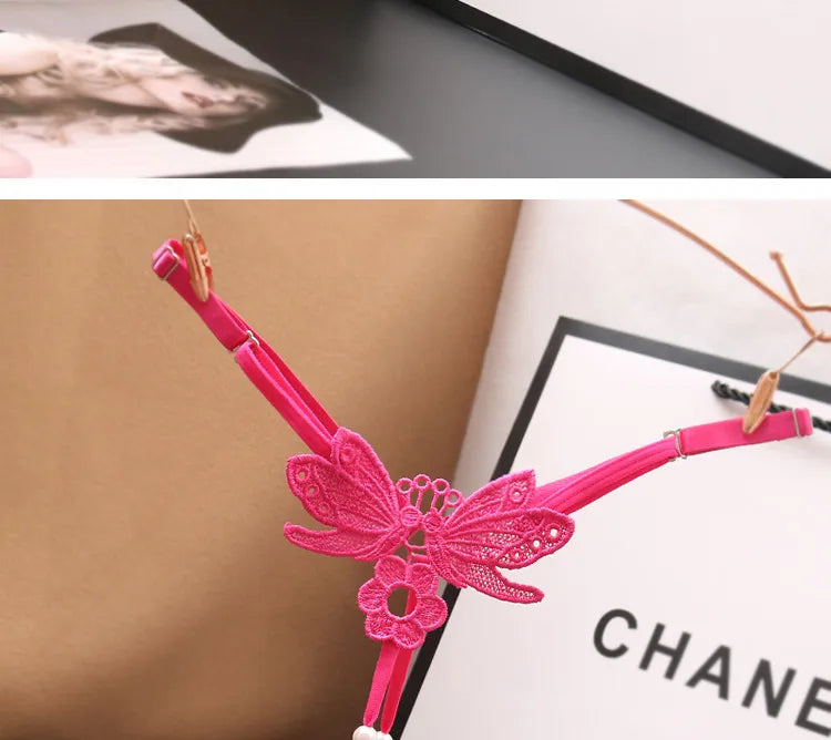 "Papillon de Minuit" – String Sexy avec Perles et Broderie Papillon