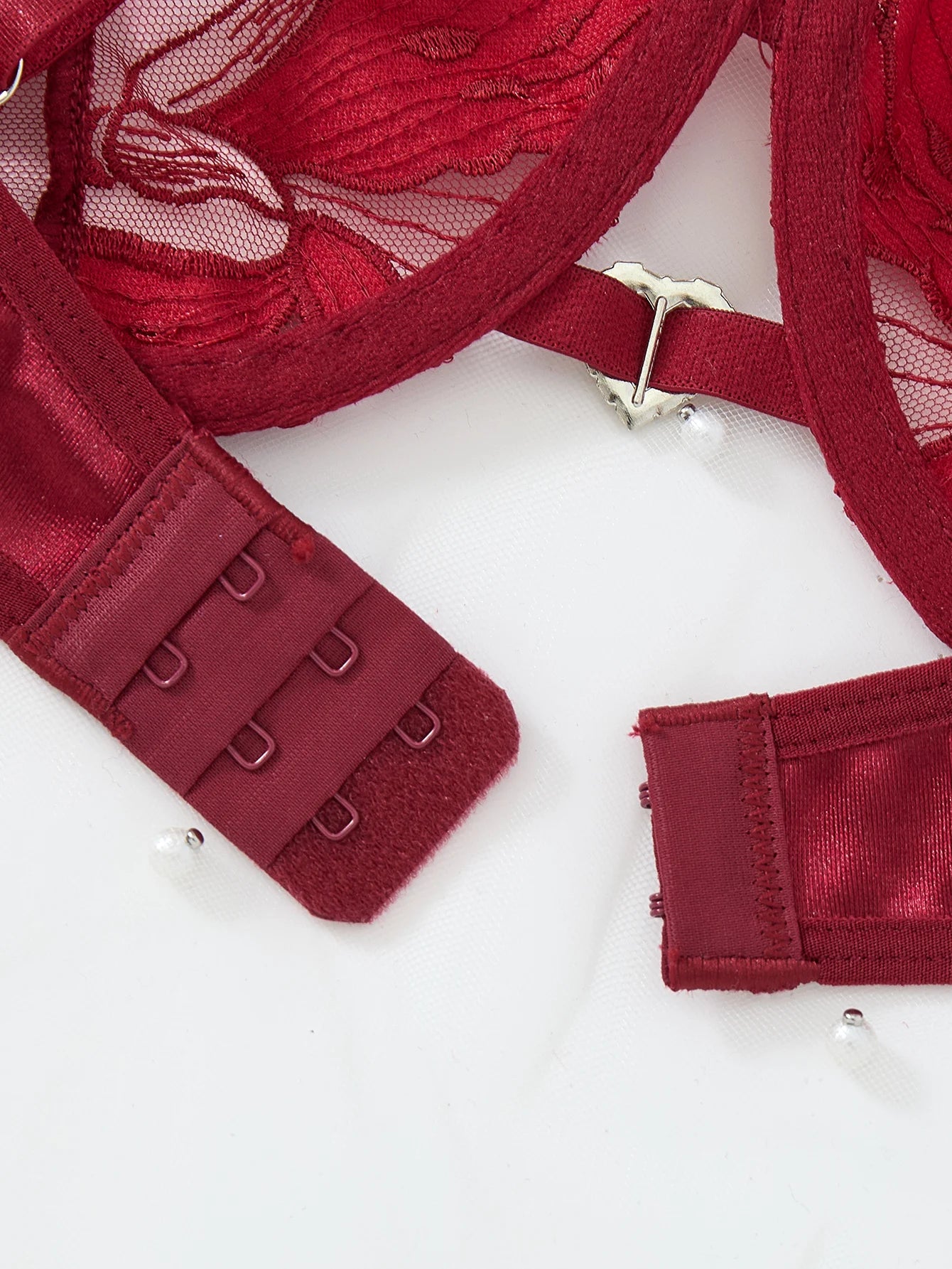 "Floral Elegance" – Lingerie Set Exquisit en Dentelle