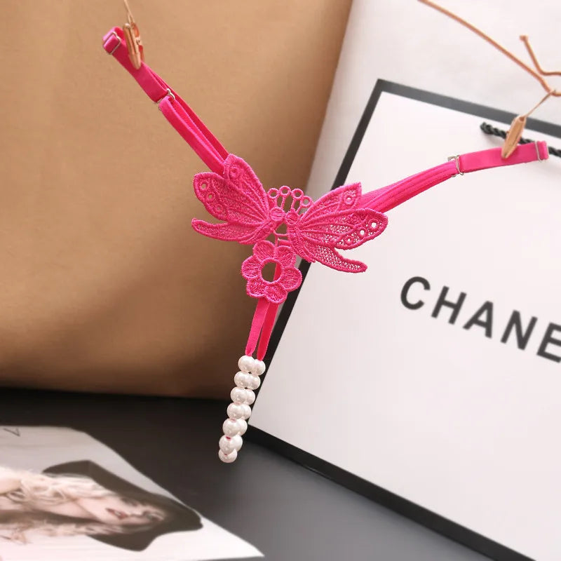 "Papillon de Minuit" – String Sexy avec Perles et Broderie Papillon