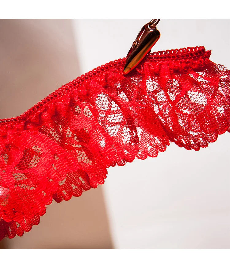 "Rose Perle" – String Sexy Ouvert avec Perles et Broderie Florale