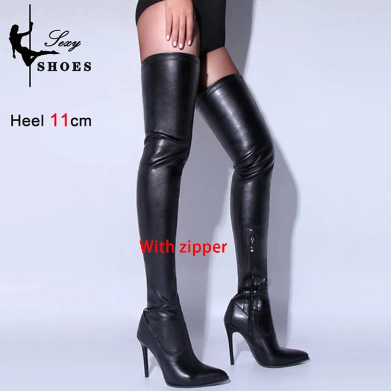 "Velvet Allure – Bottes Hautes à Talons 11 cm"