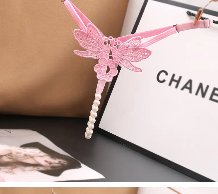 "Papillon de Minuit" – String Sexy avec Perles et Broderie Papillon