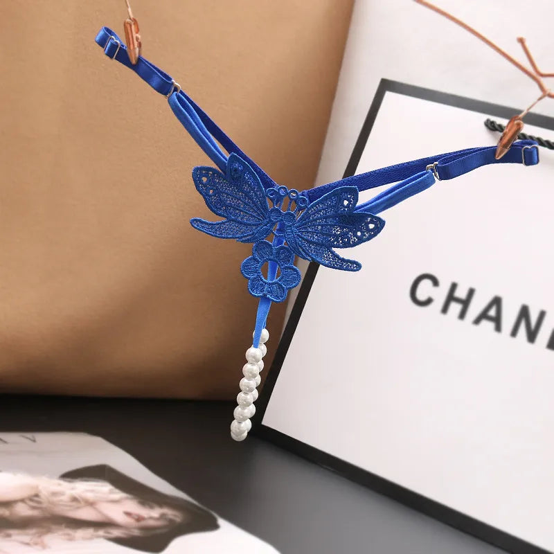 "Papillon de Minuit" – String Sexy avec Perles et Broderie Papillon