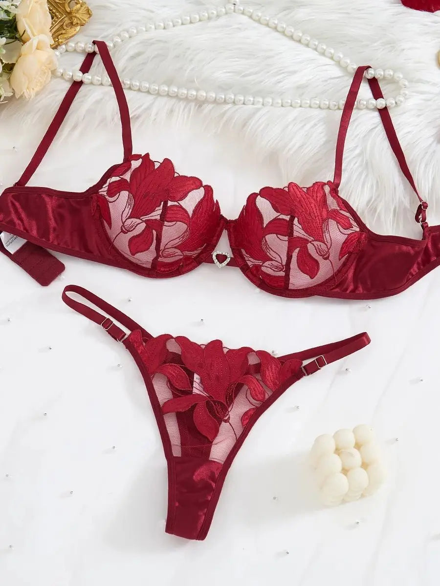 "Floral Elegance" – Lingerie Set Exquisit en Dentelle