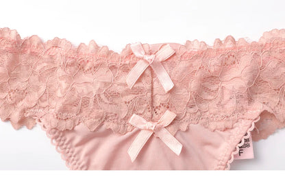 Lace Temptation – String Brodé