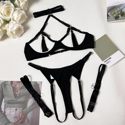 "Tassel Temptation" – Lingerie Sexy et Audacieuse