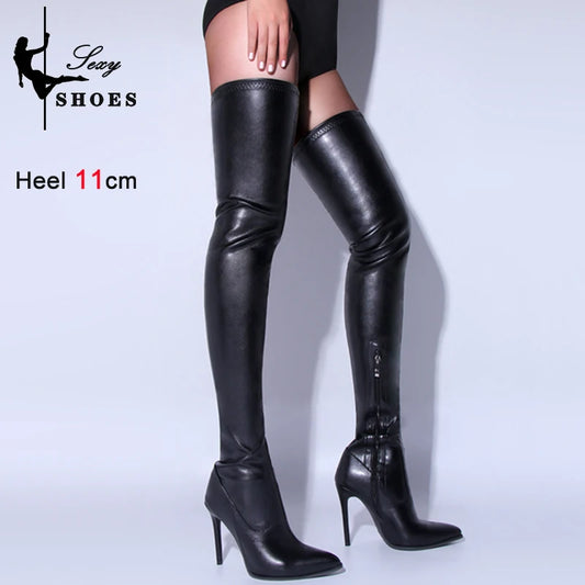 "Velvet Allure – Bottes Hautes à Talons 11 cm"